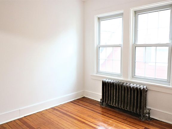 5th image of 20 Overhill Pl #2