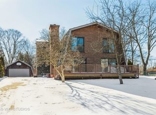 22W155 Valleyview Dr, Glen Ellyn, IL 60137