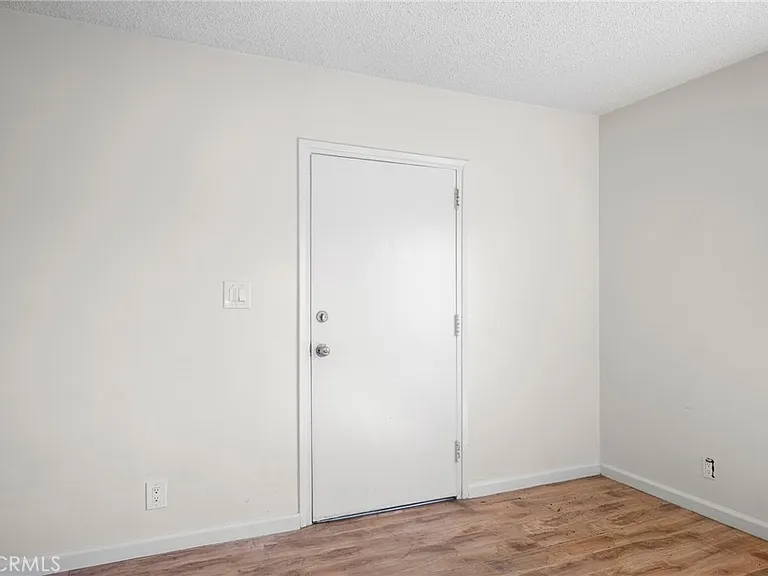 6915 Coldwater Canyon Ave — Photo 3