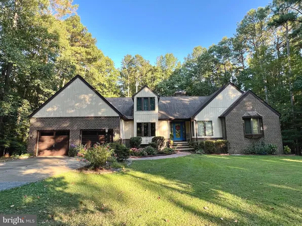 17348 Whitaker Ct, Saint Inigoes, MD 20684