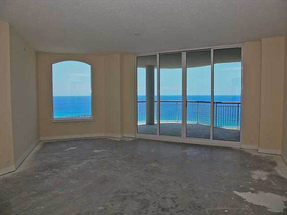 3rd image of 8501 Gulf Blvd #Penthouse 2c