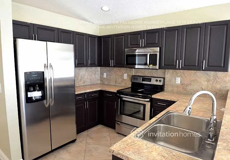 2033 NW 178th Way — Photo 6