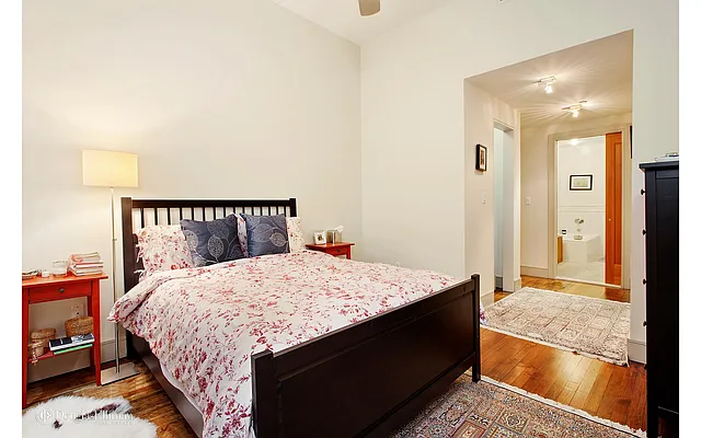 Rented by Douglas Elliman | media 18