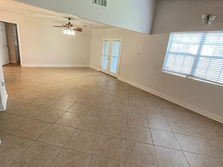 4346 Wellington Ave — Photo 7