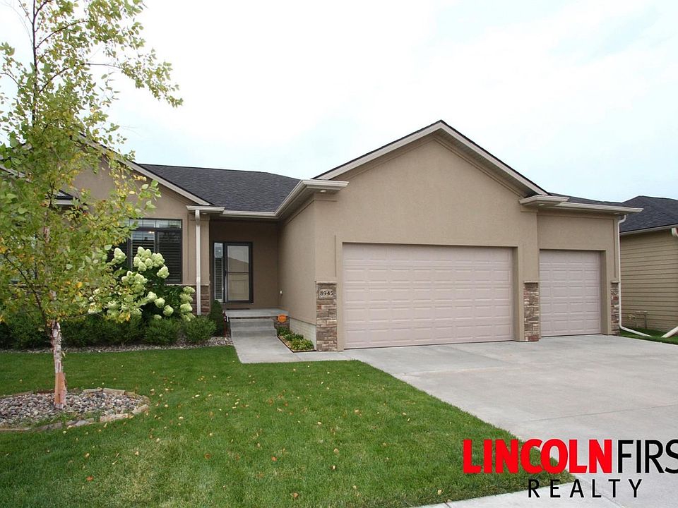 1st image of 8945 Sandhills Ct