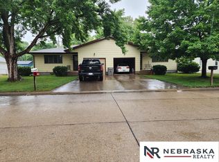 508-512 Waldo Ave, Grand Island, NE 68803