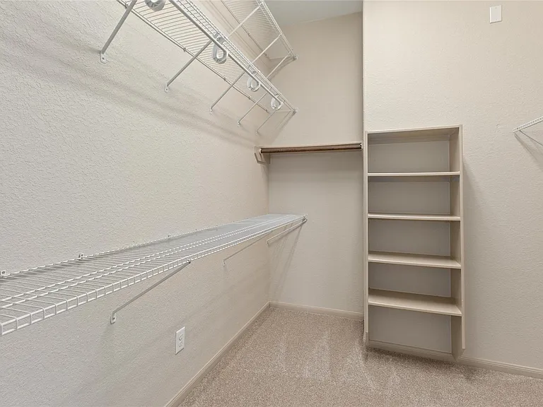 2886 Aurelia Ln — Photo 22