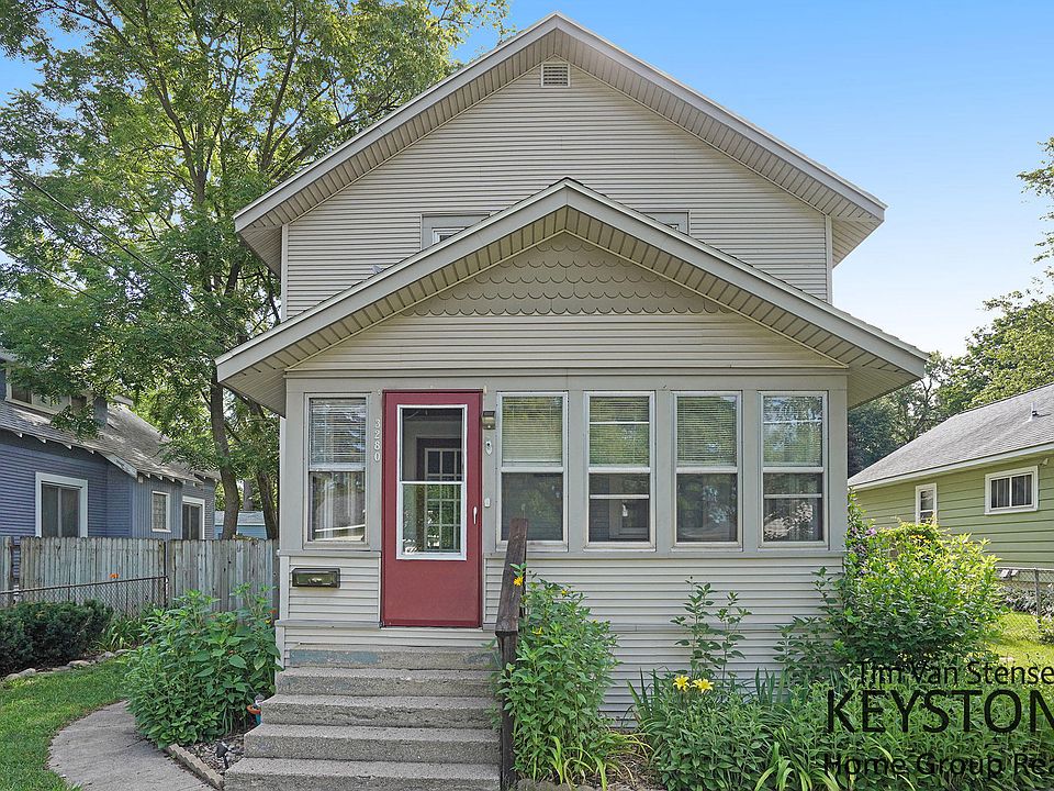 1st image of 3280 Riverview Ave NE