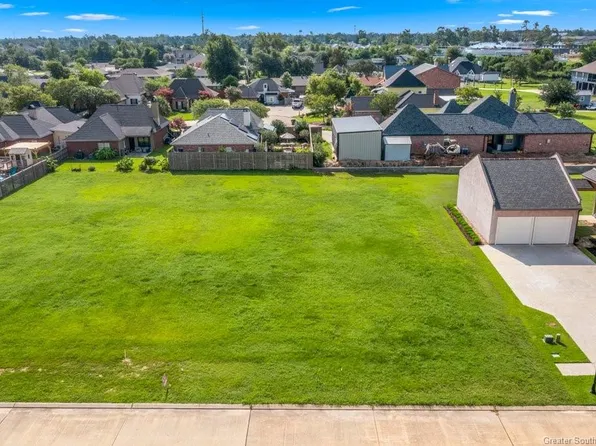2223 Saint Joseph Ave, Lake Charles, LA 70601