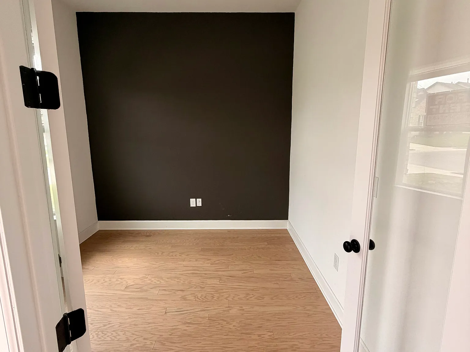 3 bed, 2.5 bath, 1863 sqft, $2,595 — Photo 4