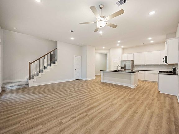 13423 Sun Cay Drive - Nimitz - Family Room