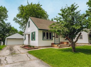 1209 S 110th St, West Allis, WI 53214