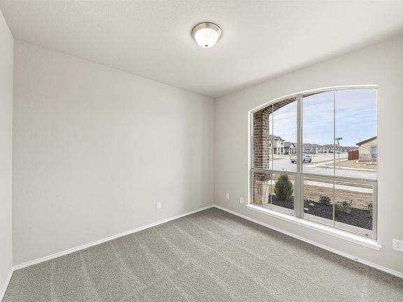 5th image of 9900 Ginkgo Ln
