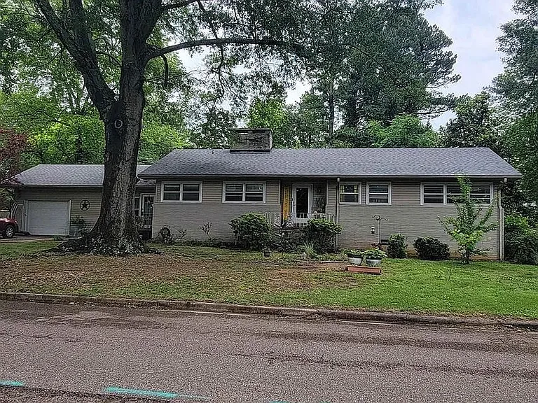 38 Fair Oaks Pl — Photo 14