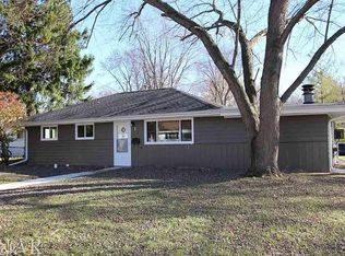 1 Dial Ct, Normal, IL 61761