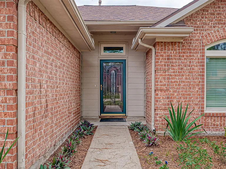 11814 Copperas Creek Dr — Photo 6