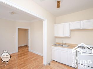 2144 S Gunderson Ave #212, Berwyn, IL 60402