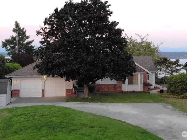 1951 Cascade View, Camano Island, WA 98282