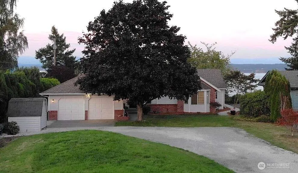 1951 Cascade View photo 1