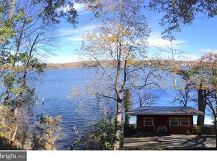 22 Shore Walk Rd, Riva, MD 21140