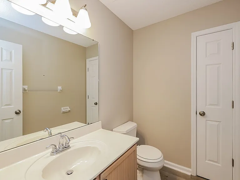 1424 Radley Cv — Photo 16