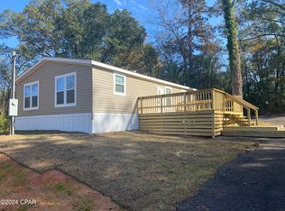 3656 W Us Highway 90, Marianna, FL 32446