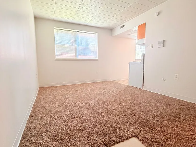 4909 Verona Road — Photo 3