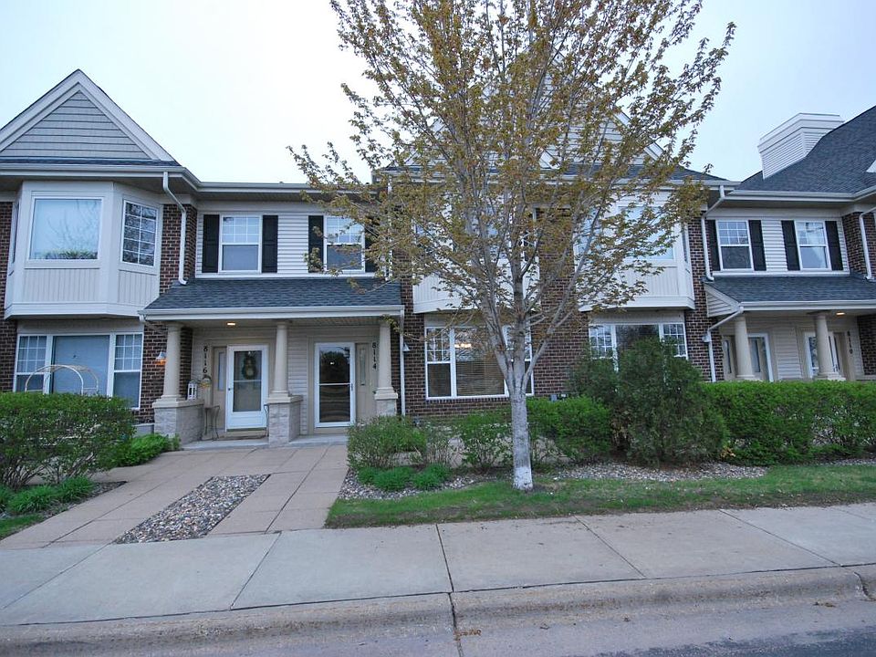 Townhome style condo