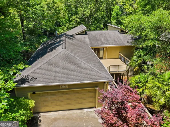 3985 Loch Highland Pass NE, Roswell, GA 30075