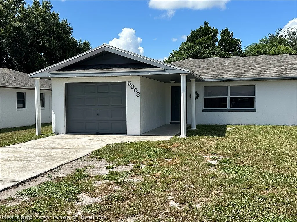 2 bed, 2.0 bath, 1012 sqft, $1,400 — Photo 2