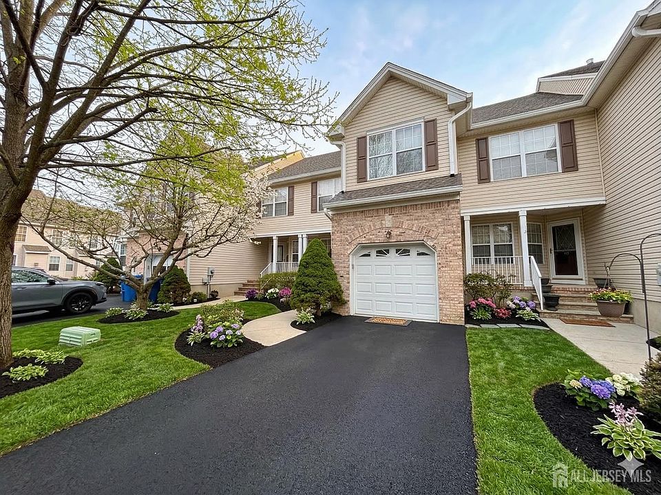 1st image of 114 Jared Dr