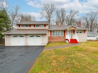 20 Briarcliff Ave, Poughkeepsie, NY 12603