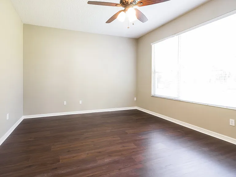 1645 The Oaks Blvd — Photo 14