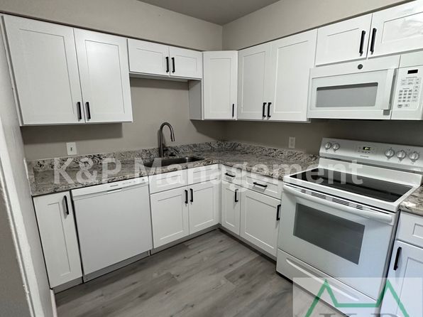 515 Duchess Ct #2