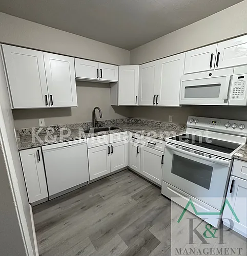 515 Duchess Ct #2 Photo 1