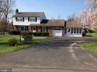 3 Clearview Ave, Chalfont, PA 18914