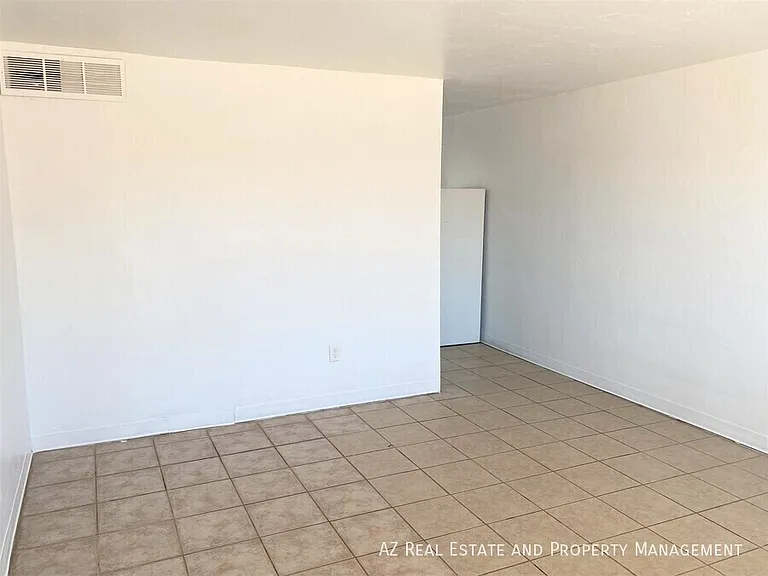 7532 N 21st Ave #2 — Photo 20