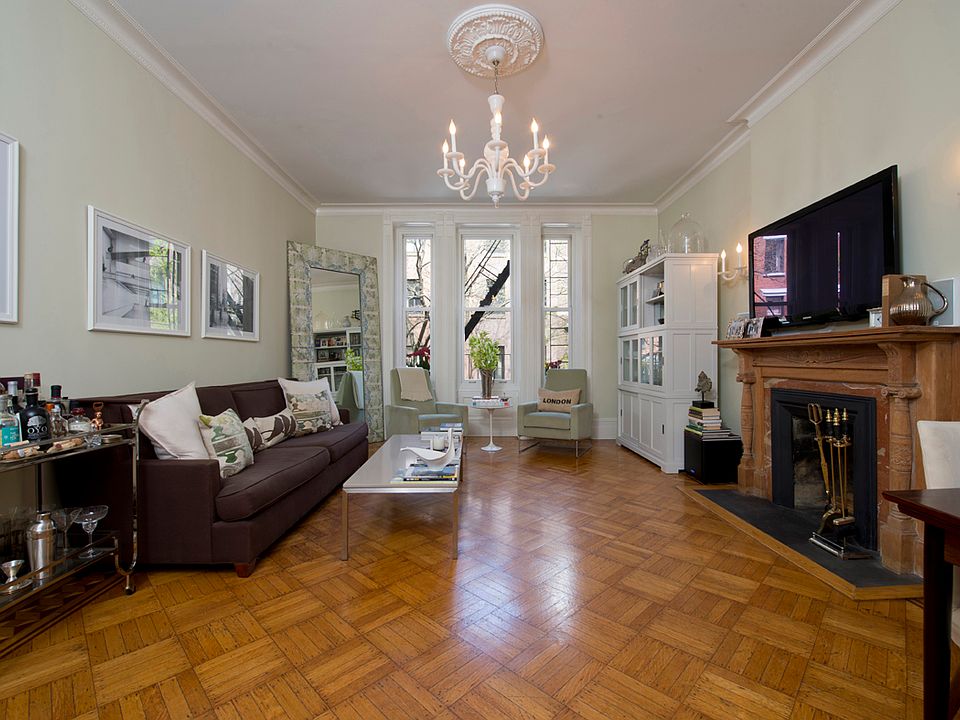 1st image of 50 W 9th St APT 2A
