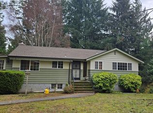 4260 Forest Dr NE, Bremerton, WA 98310