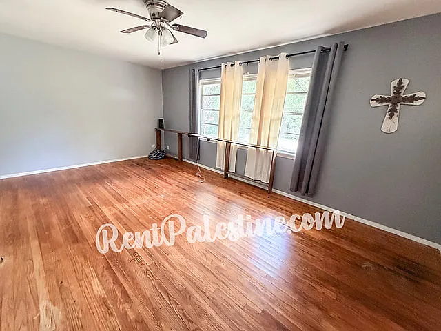 3 bed, 1175 sqft, $1,195 — Photo 2