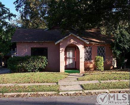1st image of 715 W Lynwood Ave