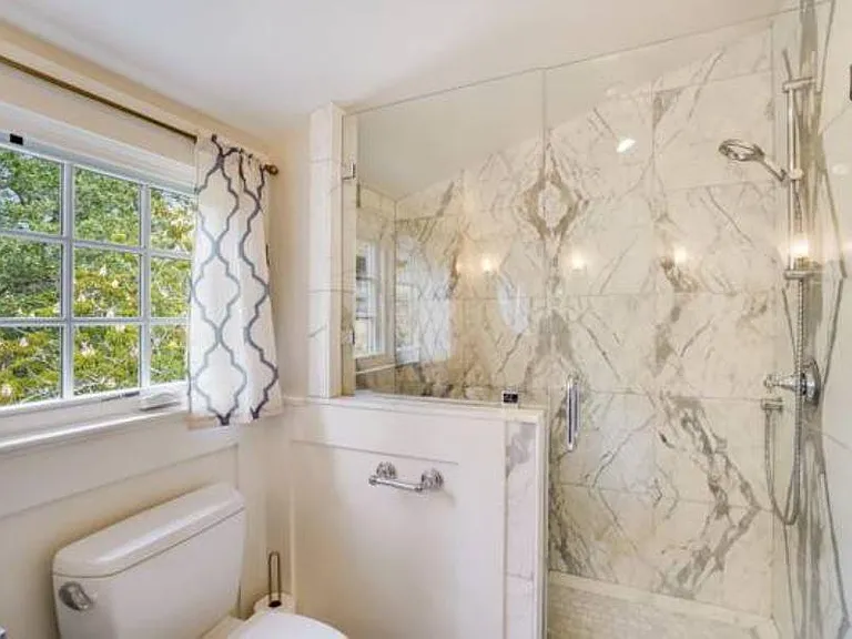 146 Locust Ave — Photo 8