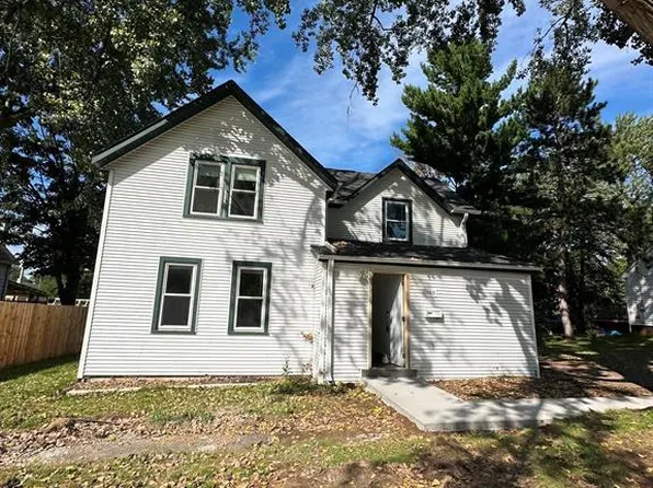 1315 11th Street, Menomonie, WI 54751