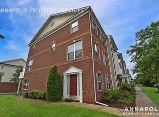 2550 Cherry Tree Rd, Hanover, MD 21076