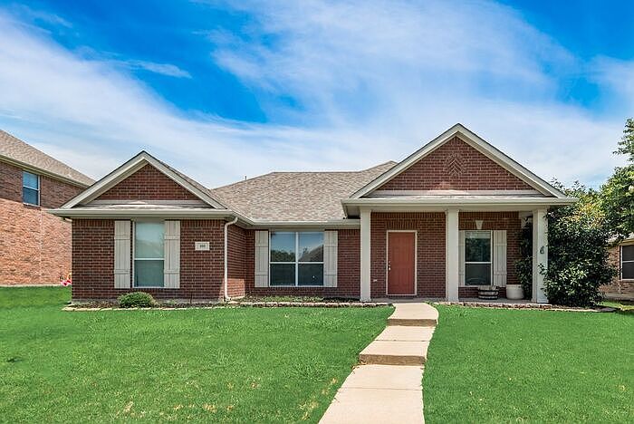 1st image of 105 Shadybrook Dr