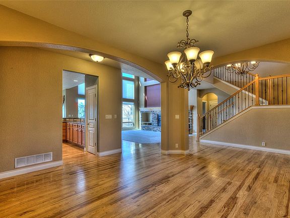 5th image of 9630 Ashfield Dr