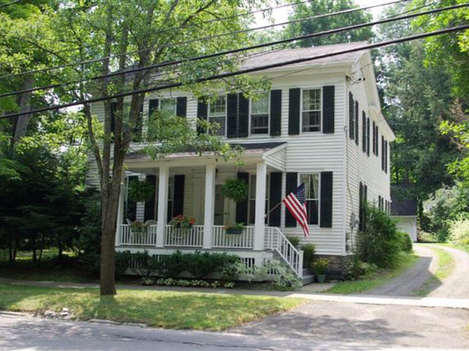 1st image of 57 Lake St