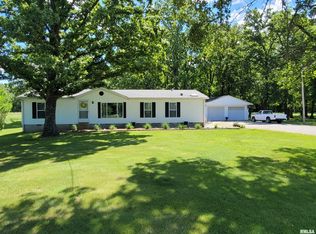 7884 Brimberry Rd, Alma, IL 62807