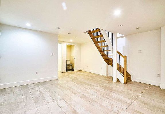 2nd image of 89 Montrose Ave #3BB