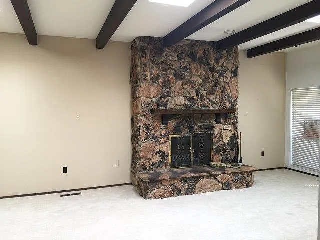 2 bed, 1900 sqft, $2,200 — Photo 4